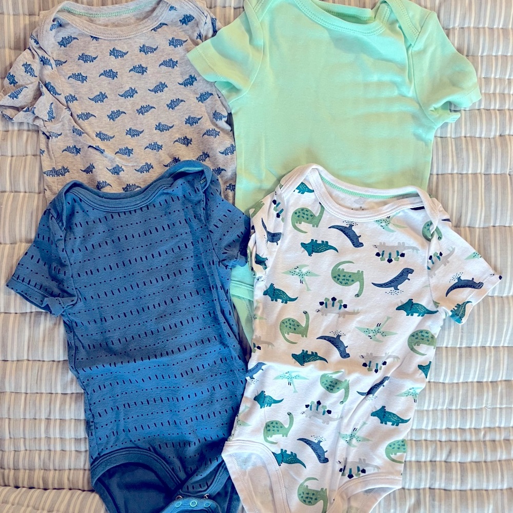 Cloud Island set of 4 bodysuits size 24m